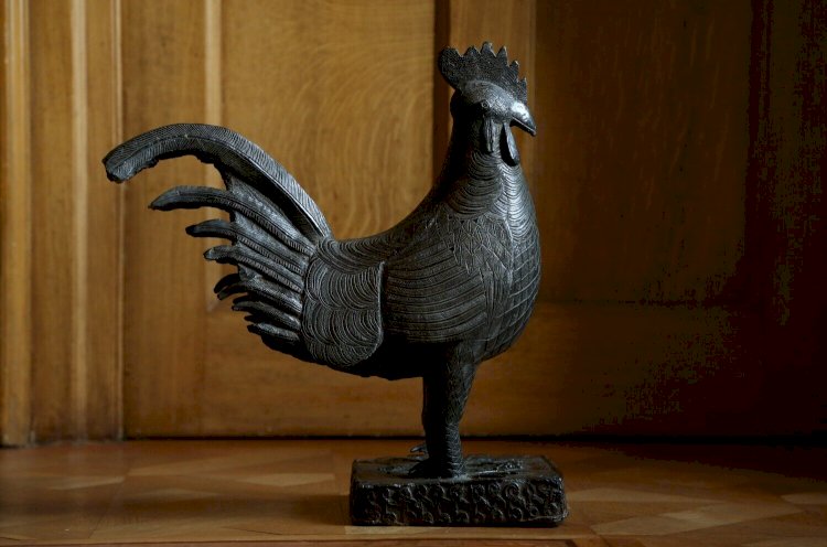 Cambridge University set to return looted Benin Bronze