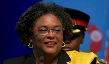 Barbados becomes a republic