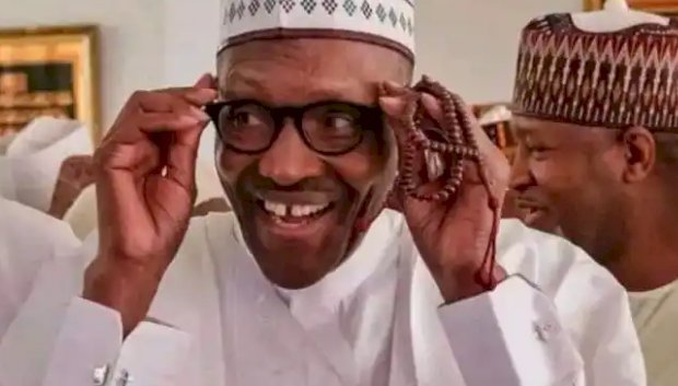 PRESIDENT BUHARI FINALLY RETURNS FROM HIS LONG HEALTH RELATED VACATION IN LONDON WHILE THE FIRST LADY AISHA REMAINS IN DUBAI LEAVING NIGERIANS TO THEIR PLIGHT.