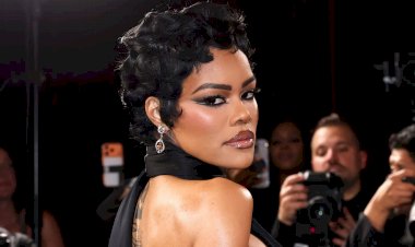 ‘The streets are full of blood’: Iranian protests gather momentum as regime cracks down